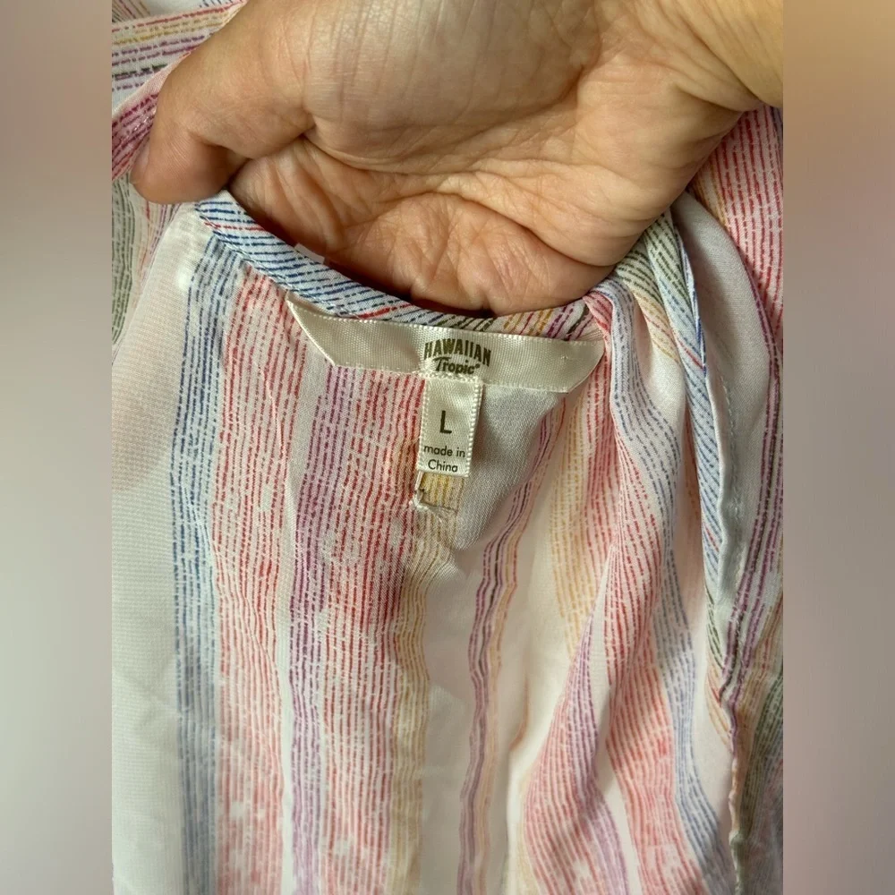 Hawaiian Tropic Size L Short Sleeve Coverup Blouse